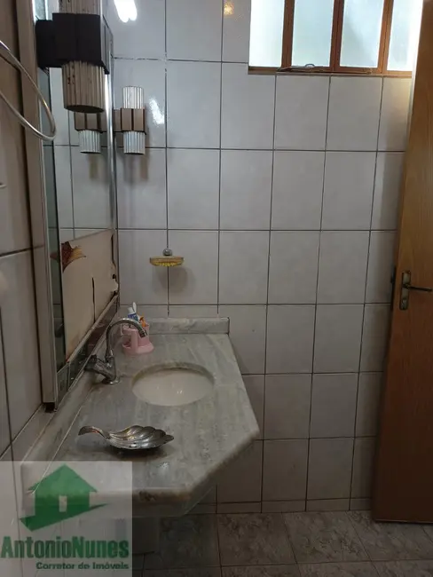 Casa com 4 quartos à venda, 250m2 em São Miguel, Barreiras - BA - imagem 6 Foto 6 de Casa com 4 quartos à venda, 250m2 em São Miguel, Barreiras - BA