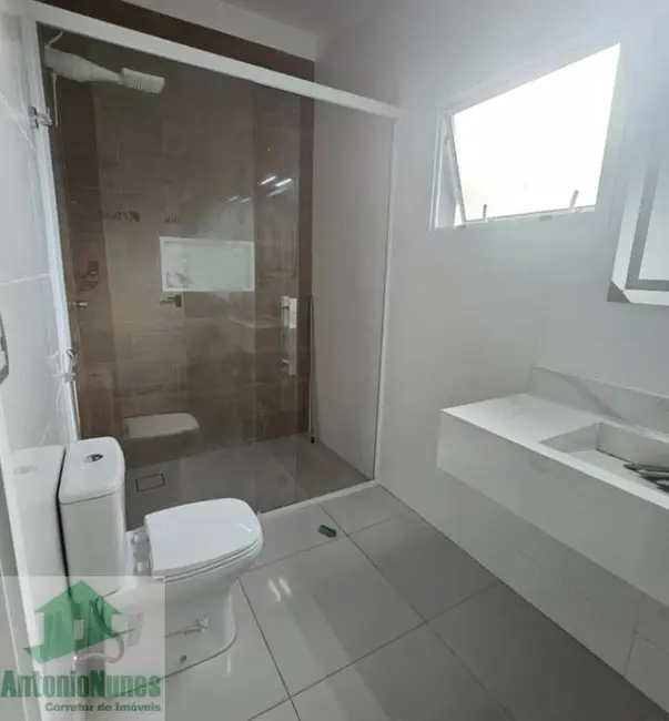 Casa com 3 quartos à venda, 250m2 em Barreiras - BA - imagem 6 Foto 6 de Casa com 3 quartos à venda, 250m2 em Barreiras - BA