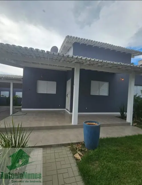 Foto 2 de Casa com 3 quartos à venda, 250m2 em Barreiras - BA