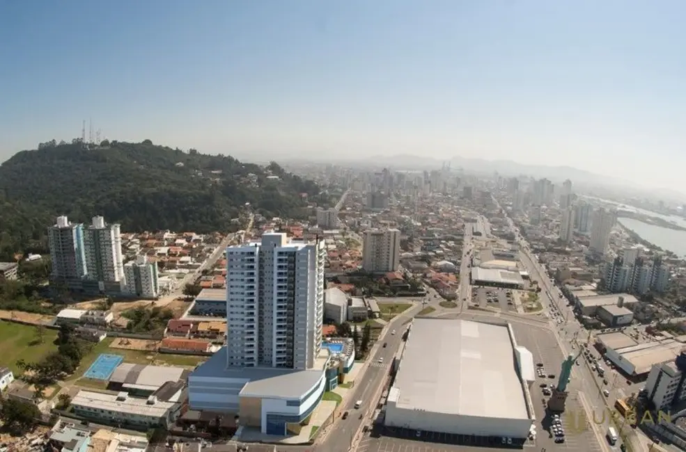 Apartamento com 3 quartos à venda, 123m2 em Fazenda, Itajai - SC - imagem 3 Foto 3 de Apartamento com 3 quartos à venda, 123m2 em Fazenda, Itajai - SC