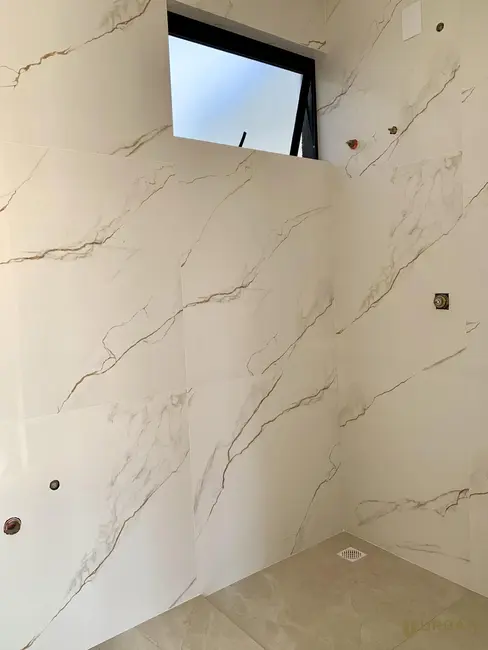 Sobrado com 3 quartos à venda, 150m2 em Centro, Itajai - SC - imagem 9 Foto 9 de Sobrado com 3 quartos à venda, 150m2 em Centro, Itajai - SC