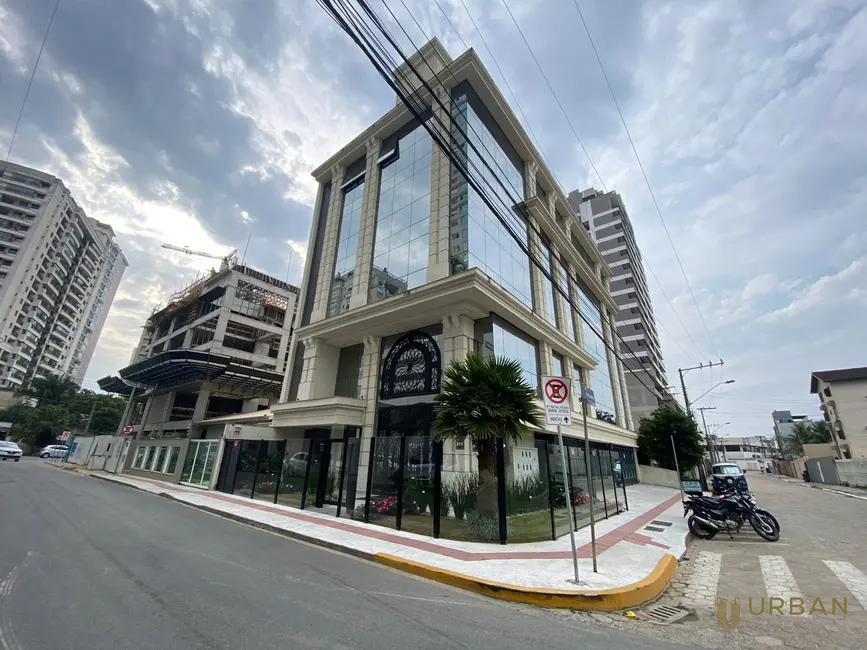 Sala Comercial com 1 quarto à venda, 204m2 em Fazenda, Itajai - SC - imagem 3 Foto 3 de Sala Comercial com 1 quarto à venda, 204m2 em Fazenda, Itajai - SC