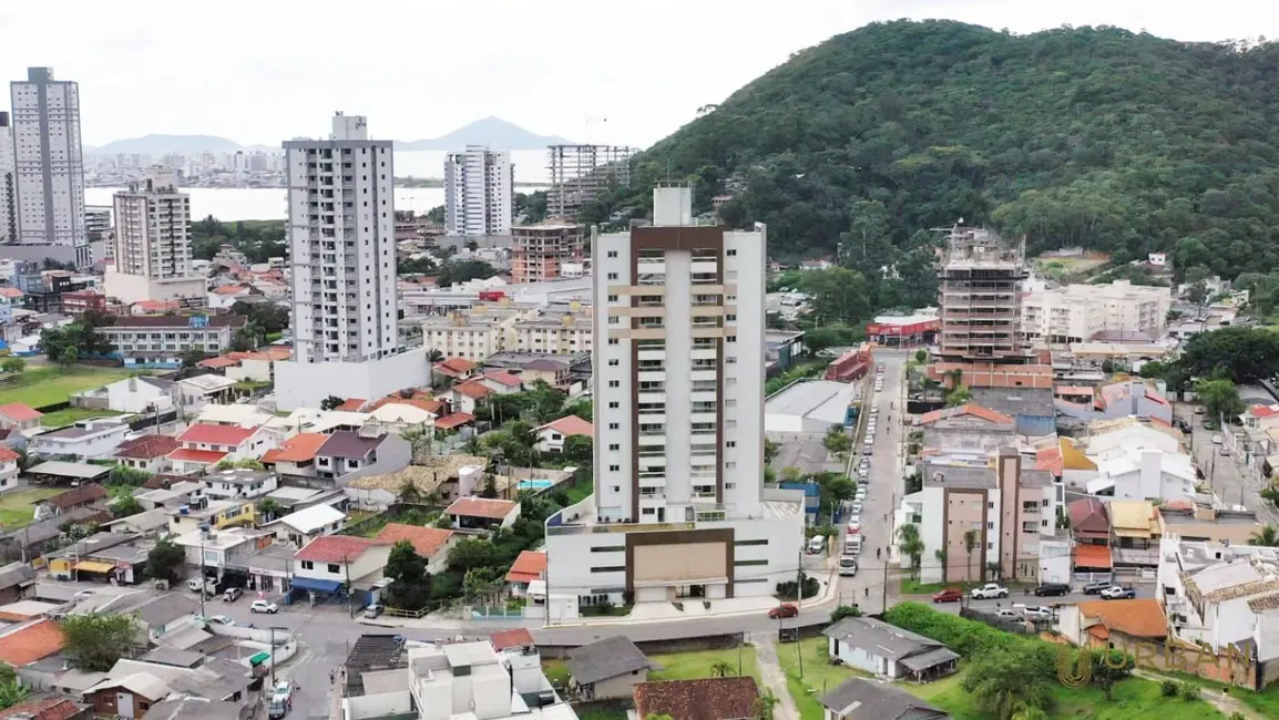 Foto 1 de Apartamento com 2 quartos à venda, 82m2 em Fazenda, Itajai - SC