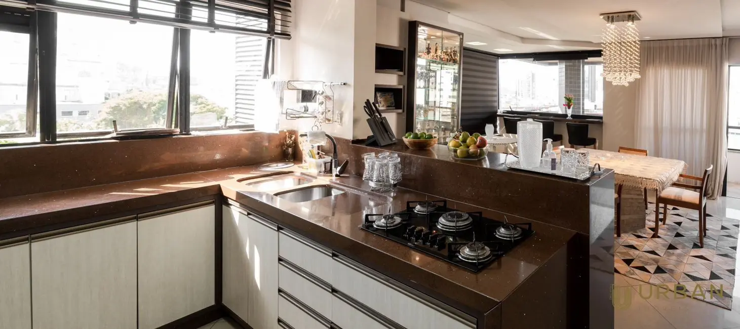 Foto 6 de Apartamento com 4 quartos à venda, 280m2 em Centro, Itajai - SC