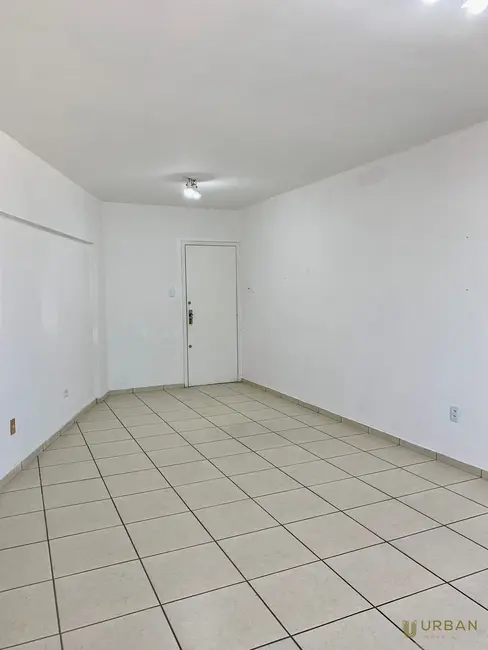 Foto 3 de Sala Comercial com 1 quarto para alugar, 30m2 em Centro, Itajai - SC