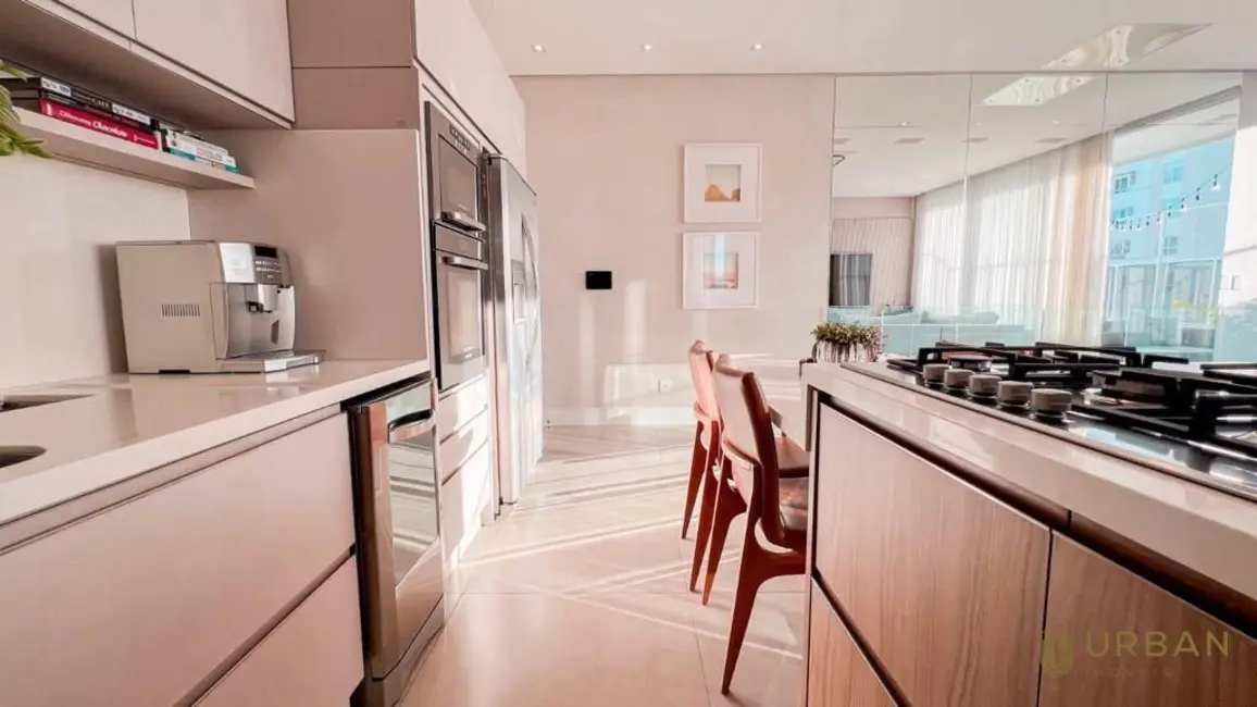 Cobertura com 3 quartos à venda, 147m2 em Vila Operária, Itajai - SC - imagem 6 Foto 6 de Cobertura com 3 quartos à venda, 147m2 em Vila Operária, Itajai - SC