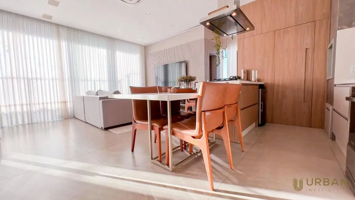 Cobertura com 3 quartos à venda, 147m2 em Vila Operária, Itajai - SC - imagem 4 Foto 4 de Cobertura com 3 quartos à venda, 147m2 em Vila Operária, Itajai - SC