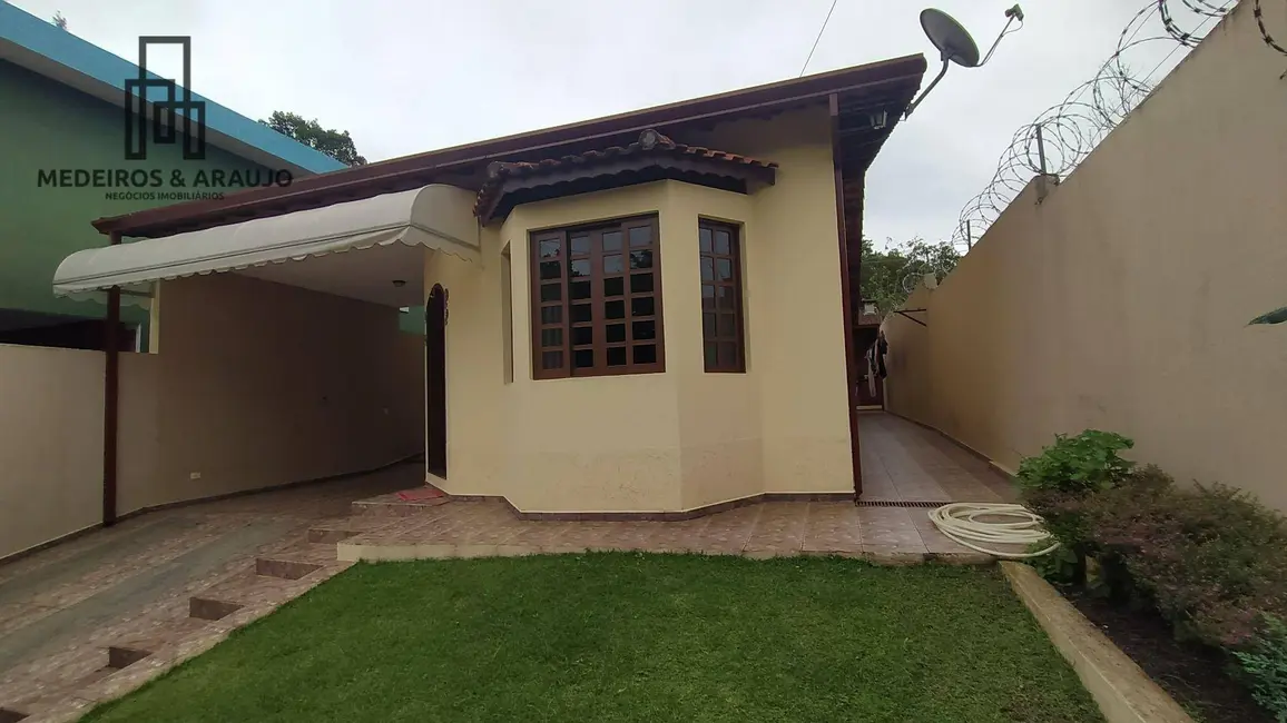 Foto 2 de Casa com 3 quartos à venda, 250m2 em Planalto (Caucaia do Alto), Cotia - SP
