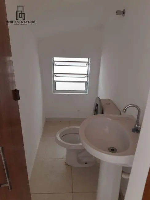 Sobrado com 2 quartos à venda, 150m2 em Chácara Real (Caucaia do Alto), Cotia - SP - imagem 8 Foto 8 de Sobrado com 2 quartos à venda, 150m2 em Chácara Real (Caucaia do Alto), Cotia - SP