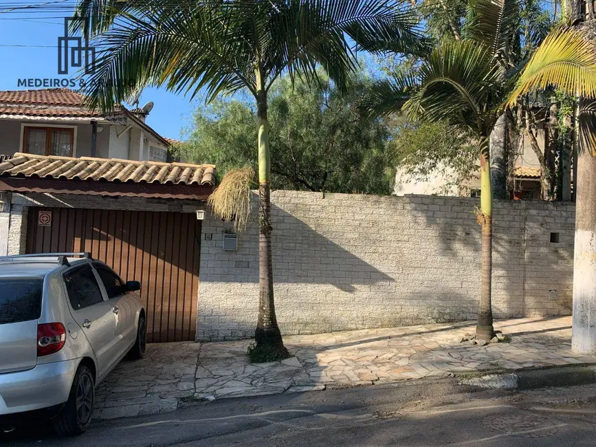 Foto 3 de Casa com 3 quartos à venda, 670m2 em Vila Jovina, Cotia - SP