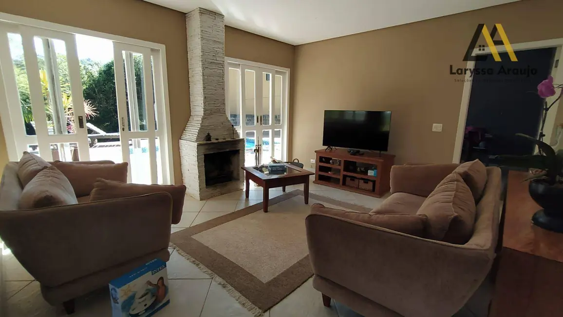 Chácara com 4 quartos à venda, 1188m2 em Vargem Grande Paulista - SP - imagem 8 Foto 8 de Chácara com 4 quartos à venda, 1188m2 em Vargem Grande Paulista - SP