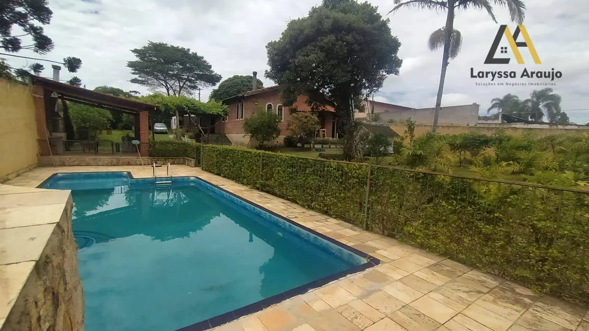 Foto 1 de Chácara com 3 quartos à venda, 1322m2 em Chácara Tropical (Caucaia do Alto), Cotia - SP