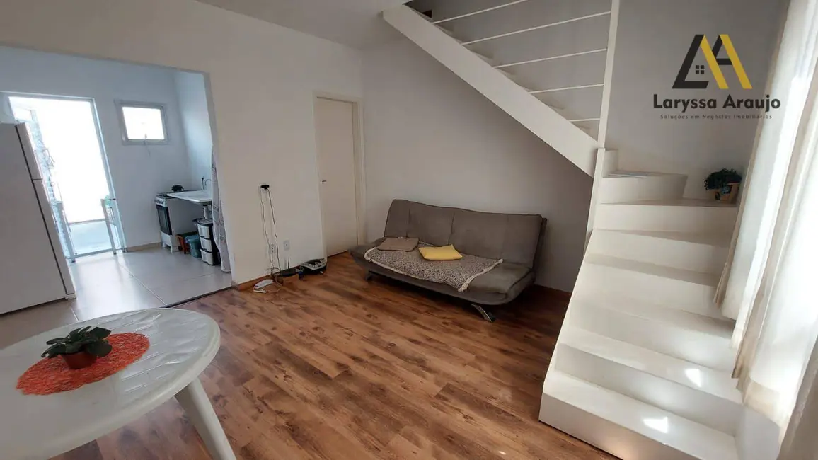 Foto 2 de Sobrado com 2 quartos à venda, 70m2 em Centro, Vargem Grande Paulista - SP