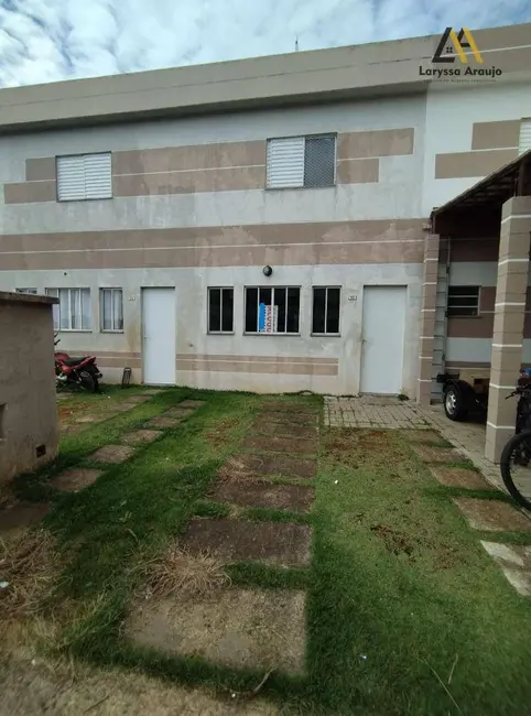 Foto 2 de Sobrado com 2 quartos para alugar, 80m2 em Cotia - SP