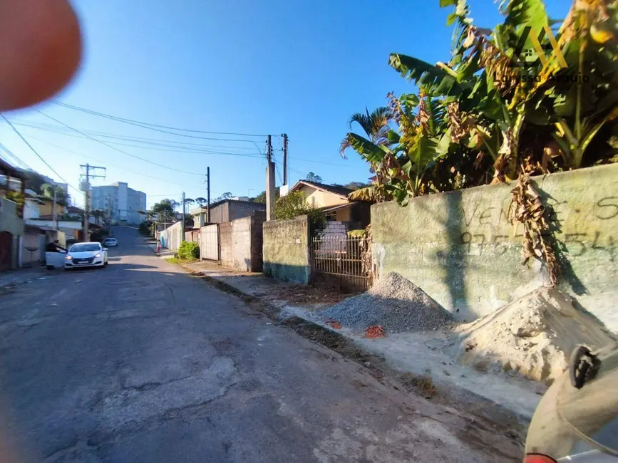 Foto 2 de Terreno / Lote à venda, 350m2 em Taboleiro Verde, Cotia - SP