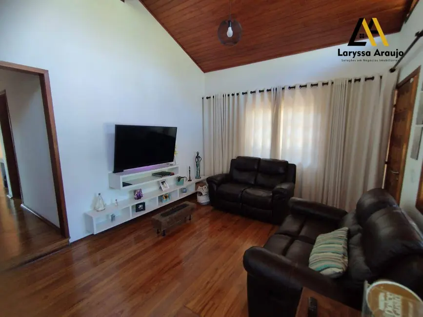 Chácara com 3 quartos à venda, 1280m2 em Vargem Grande Paulista - SP - imagem 5 Foto 5 de Chácara com 3 quartos à venda, 1280m2 em Vargem Grande Paulista - SP