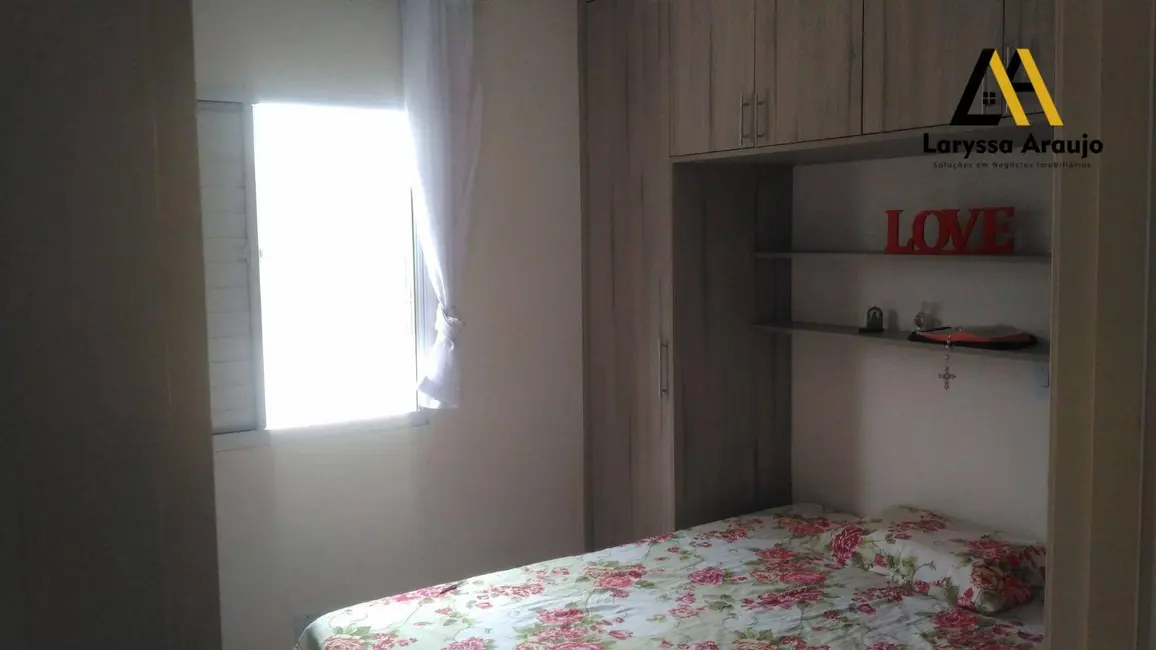 Sobrado com 2 quartos à venda, 80m2 em Água Espraiada (Caucaia do Alto), Cotia - SP - imagem 3 Foto 3 de Sobrado com 2 quartos à venda, 80m2 em Água Espraiada (Caucaia do Alto), Cotia - SP