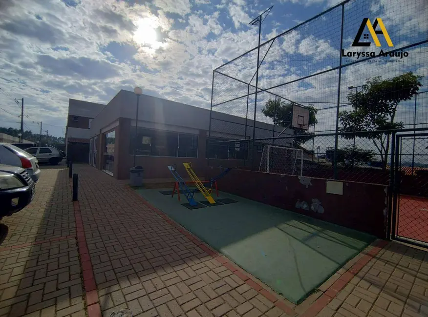 Sobrado com 2 quartos à venda, 100m2 em Água Espraiada (Caucaia do Alto), Cotia - SP - imagem 3 Foto 3 de Sobrado com 2 quartos à venda, 100m2 em Água Espraiada (Caucaia do Alto), Cotia - SP