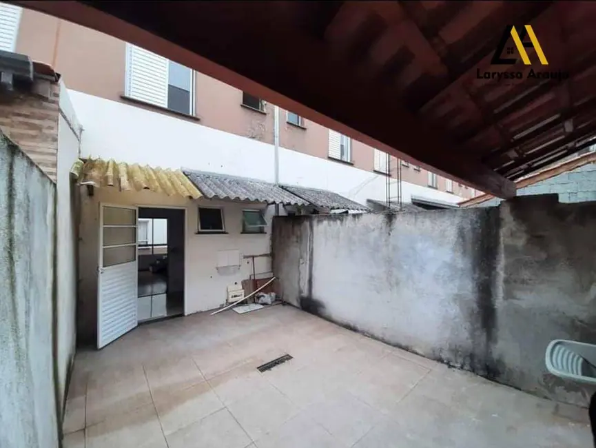 Foto 3 de Sobrado com 2 quartos à venda, 90m2 em Chácara Tropical (Caucaia do Alto), Cotia - SP