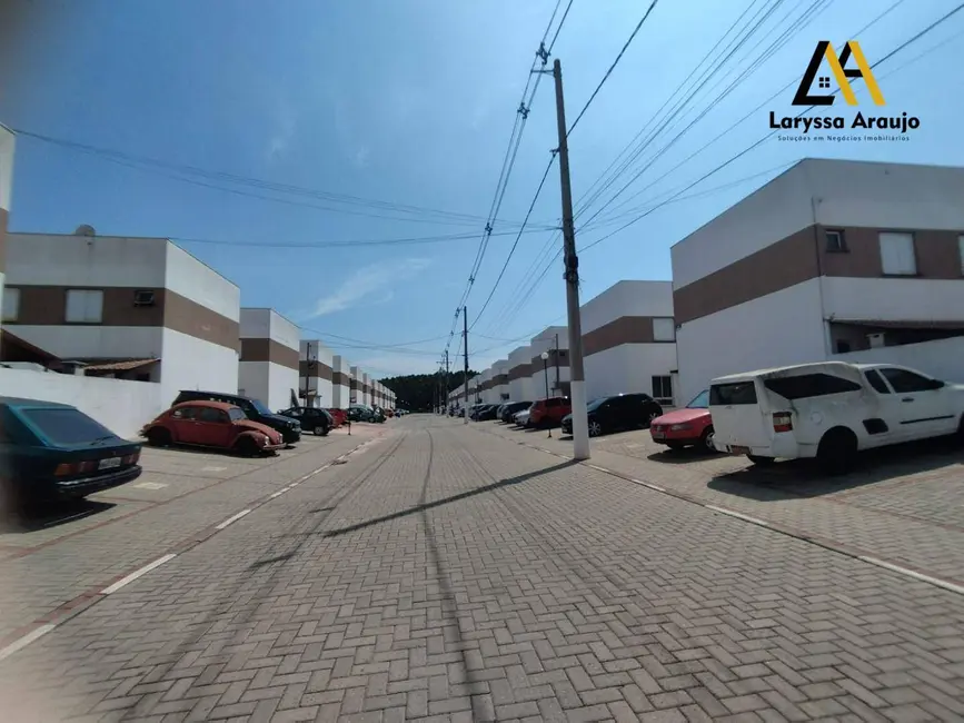 Sobrado com 2 quartos à venda, 70m2 em Água Espraiada (Caucaia do Alto), Cotia - SP - imagem 3 Foto 3 de Sobrado com 2 quartos à venda, 70m2 em Água Espraiada (Caucaia do Alto), Cotia - SP