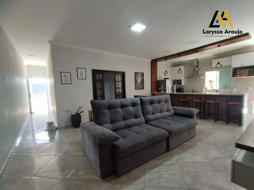 Foto 1 de Casa com 3 quartos à venda, 250m2 em Ibiuna - SP