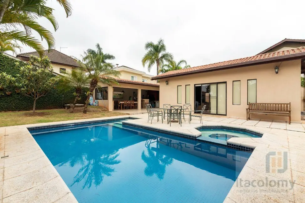 Foto 2 de Casa de Condomínio com 4 quartos à venda, 1070m2 em Santana De Parnaiba - SP
