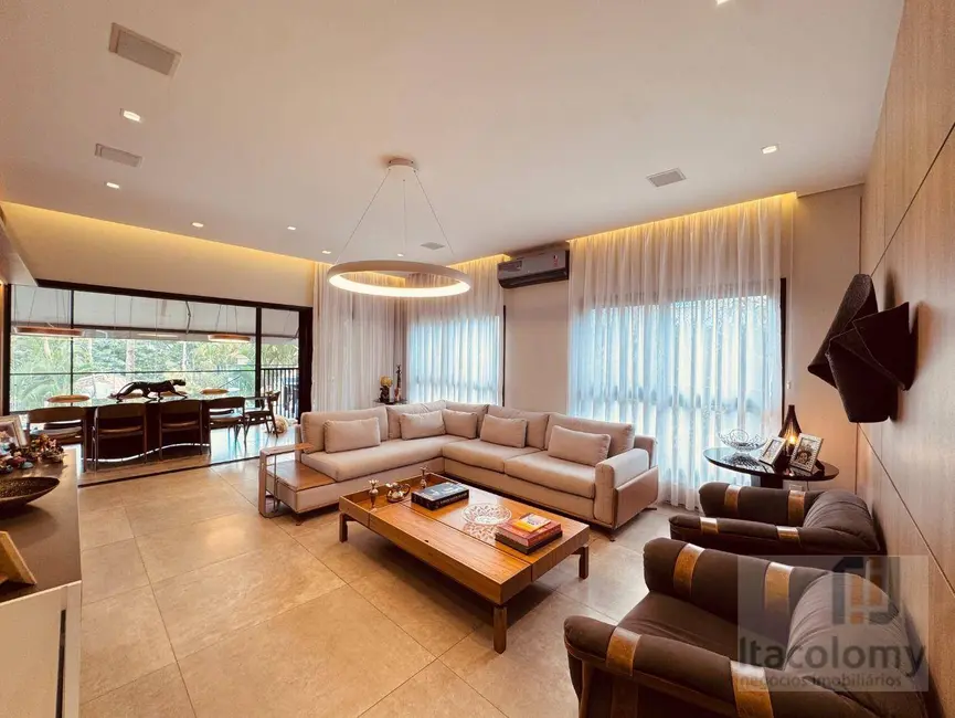Foto 4 de Casa de Condomínio com 4 quartos à venda, 380m2 em Santana De Parnaiba - SP