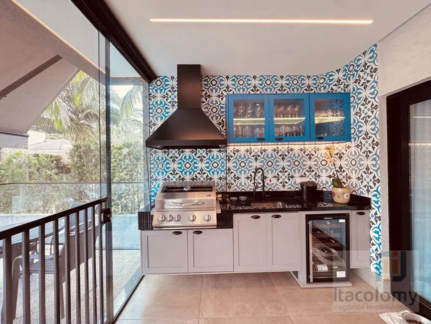 Foto 8 de Casa de Condomínio com 4 quartos à venda, 380m2 em Santana De Parnaiba - SP