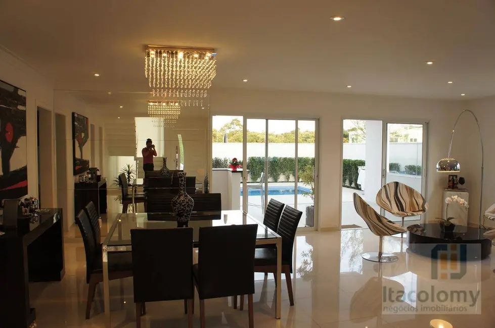 Foto 9 de Casa de Condomínio com 4 quartos à venda e para alugar, 454m2 em Santana De Parnaiba - SP