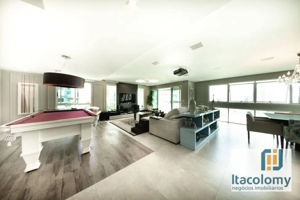 Foto 1 de Apartamento com 3 quartos à venda, 253m2 em Alphaville Empresarial, Barueri - SP