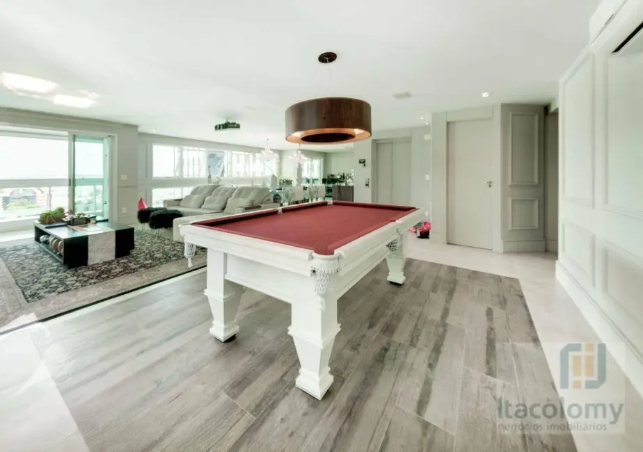 Foto 2 de Apartamento com 3 quartos à venda, 253m2 em Alphaville Empresarial, Barueri - SP