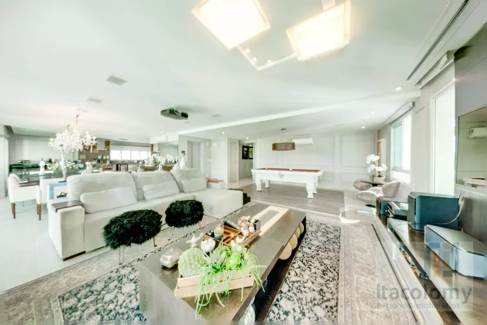 Foto 3 de Apartamento com 3 quartos à venda, 253m2 em Alphaville Empresarial, Barueri - SP