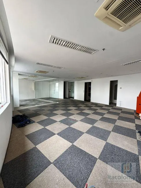 Foto 1 de Sala Comercial para alugar, 106m2 em Alphaville Industrial, Barueri - SP