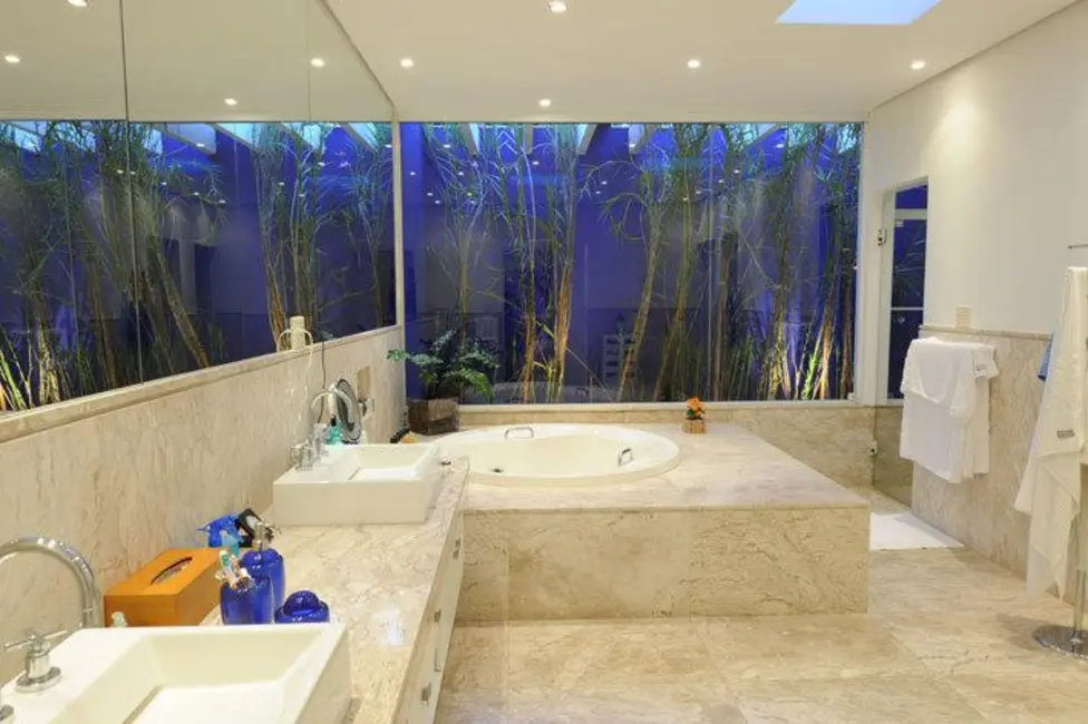 Foto 3 de Casa de Condomínio com 5 quartos à venda, 1200m2 em Santana De Parnaiba - SP