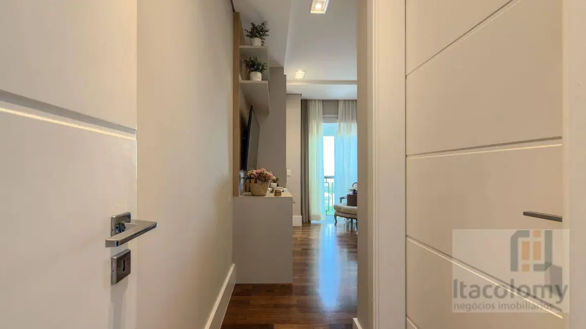 Casa de Condomínio com 5 quartos à venda, 545m2 em Tamboré, Santana De Parnaiba - SP - imagem 8 Foto 8 de Casa de Condomínio com 5 quartos à venda, 545m2 em Tamboré, Santana De Parnaiba - SP