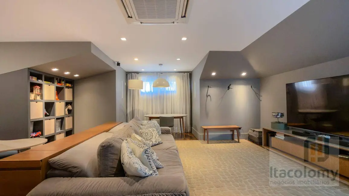 Casa de Condomínio com 5 quartos à venda, 545m2 em Tamboré, Santana De Parnaiba - SP - imagem 2 Foto 2 de Casa de Condomínio com 5 quartos à venda, 545m2 em Tamboré, Santana De Parnaiba - SP