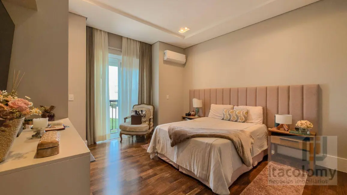 Casa de Condomínio com 5 quartos à venda, 545m2 em Tamboré, Santana De Parnaiba - SP - imagem 9 Foto 9 de Casa de Condomínio com 5 quartos à venda, 545m2 em Tamboré, Santana De Parnaiba - SP