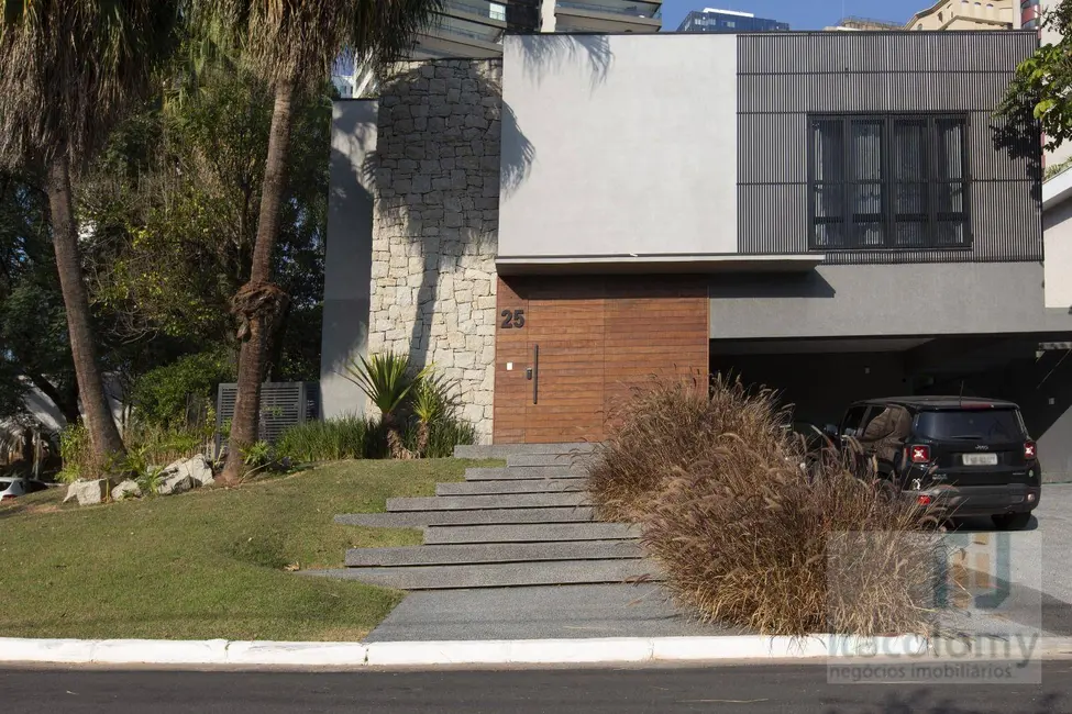 Foto 3 de Casa de Condomínio com 4 quartos à venda e para alugar, 713m2 em Barueri - SP