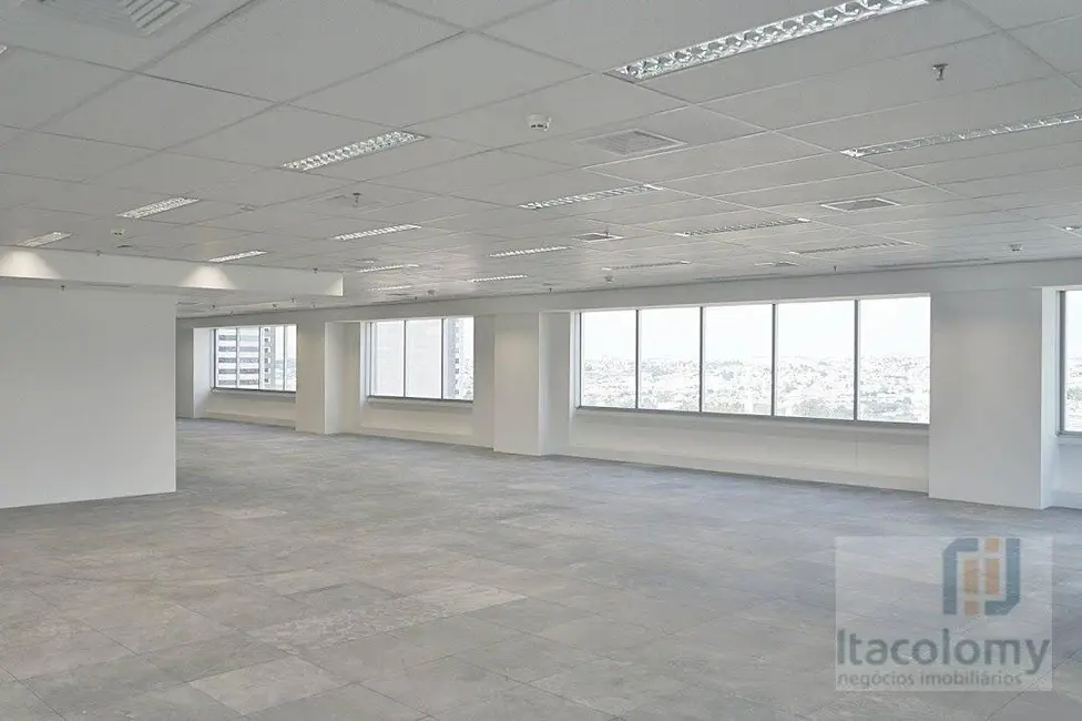 Foto 6 de Sala Comercial para alugar, 950m2 em Alphaville Industrial, Barueri - SP