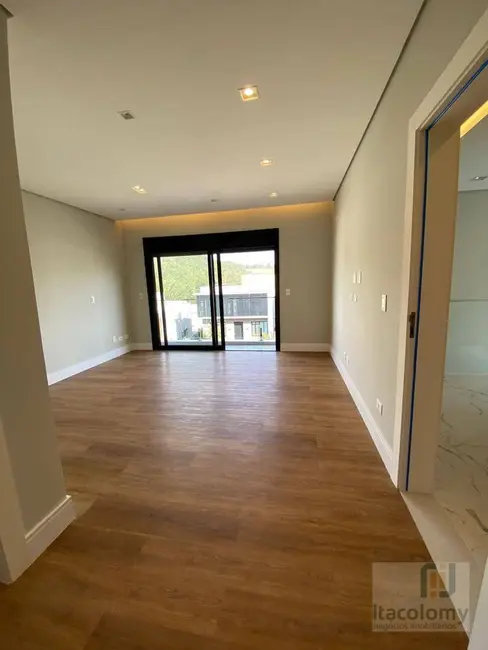 Foto 8 de Casa de Condomínio com 4 quartos à venda e para alugar, 418m2 em Tamboré, Santana De Parnaiba - SP