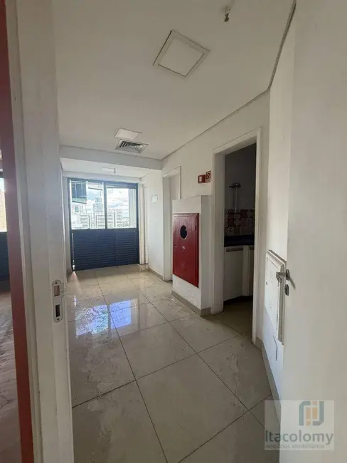 Sala Comercial para alugar, 160m2 em Alphaville Industrial, Barueri - SP - imagem 4 Foto 4 de Sala Comercial para alugar, 160m2 em Alphaville Industrial, Barueri - SP