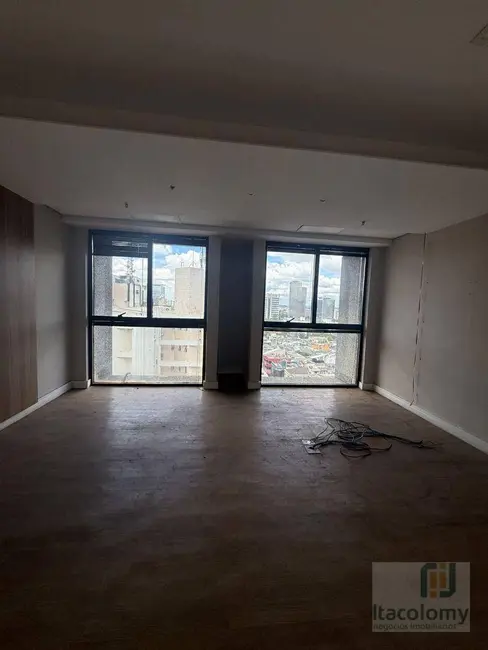 Sala Comercial para alugar, 160m2 em Alphaville Industrial, Barueri - SP - imagem 5 Foto 5 de Sala Comercial para alugar, 160m2 em Alphaville Industrial, Barueri - SP