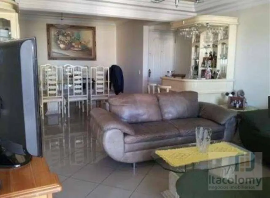 Foto 2 de Apartamento com 4 quartos à venda, 268m2 em Alphaville Industrial, Barueri - SP