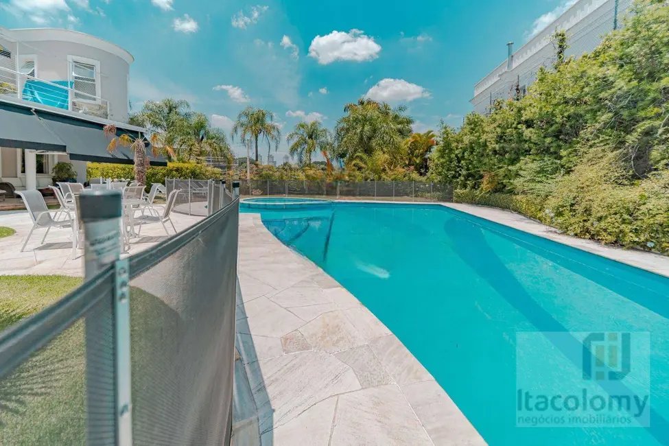 Foto 3 de Casa de Condomínio com 5 quartos à venda, 1100m2 em Santana De Parnaiba - SP