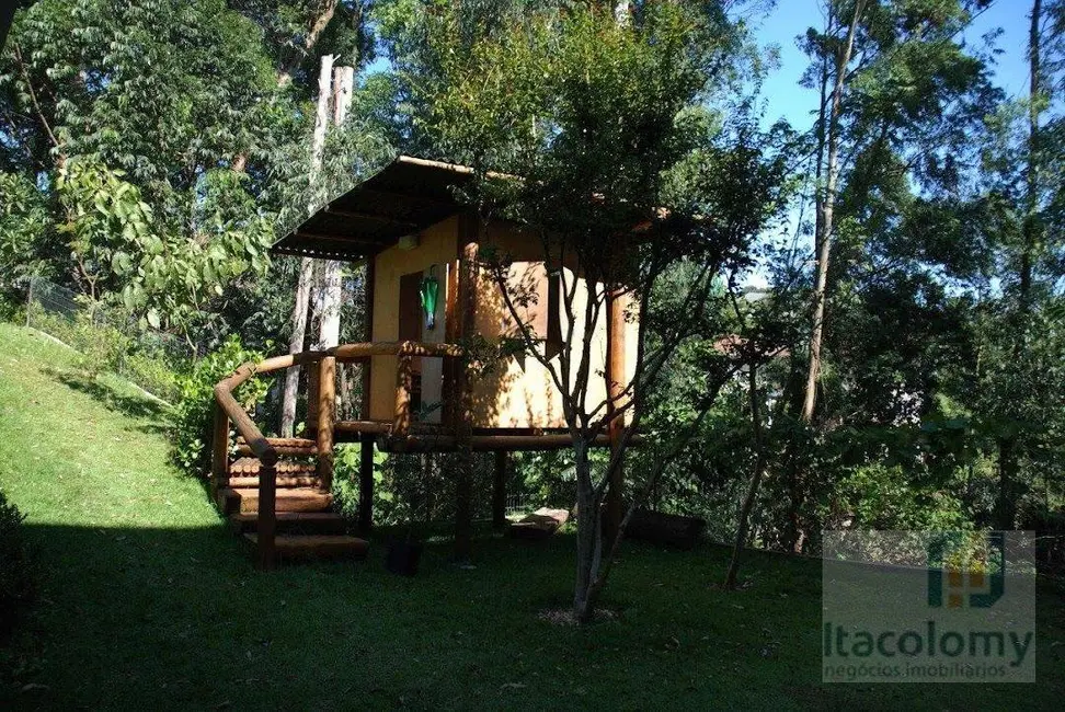 Foto 6 de Casa de Condomínio com 4 quartos para alugar, 1500m2 em Residencial Tamboré, Barueri - SP