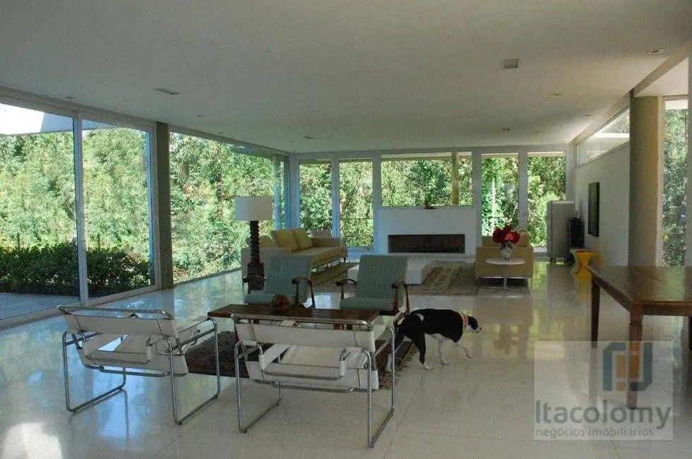 Foto 4 de Casa de Condomínio com 4 quartos para alugar, 1500m2 em Residencial Tamboré, Barueri - SP