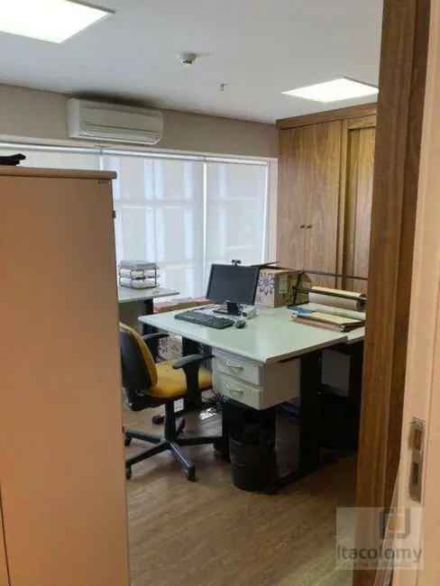 Foto 7 de Sala Comercial à venda, 176m2 em Alphaville Industrial, Barueri - SP