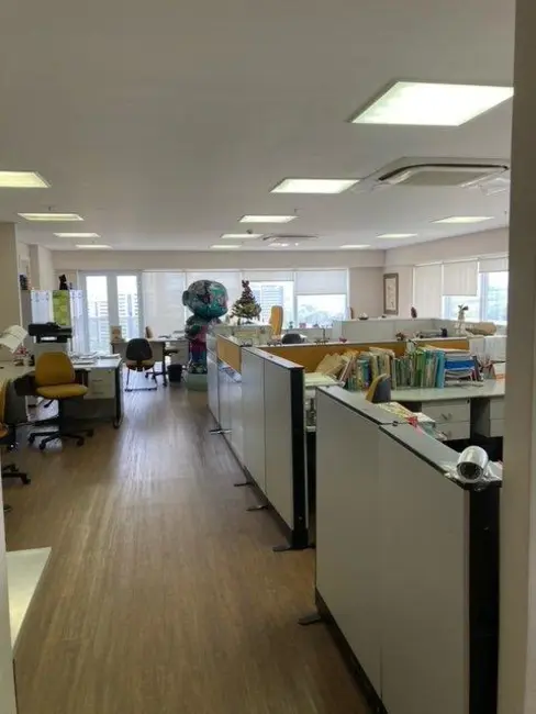 Foto 3 de Sala Comercial à venda, 176m2 em Alphaville Industrial, Barueri - SP