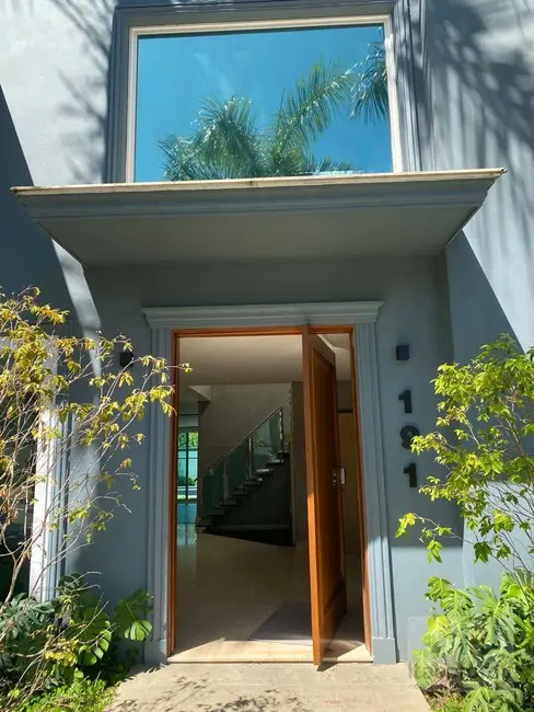 Casa de Condomínio com 4 quartos à venda e para alugar, 570m2 em Barueri - SP - imagem 6 Foto 6 de Casa de Condomínio com 4 quartos à venda e para alugar, 570m2 em Barueri - SP