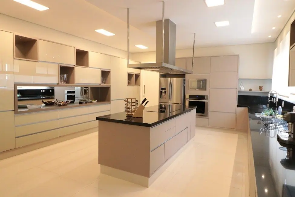 Casa de Condomínio com 5 quartos à venda, 1000m2 em Santana De Parnaiba - SP - imagem 9 Foto 9 de Casa de Condomínio com 5 quartos à venda, 1000m2 em Santana De Parnaiba - SP